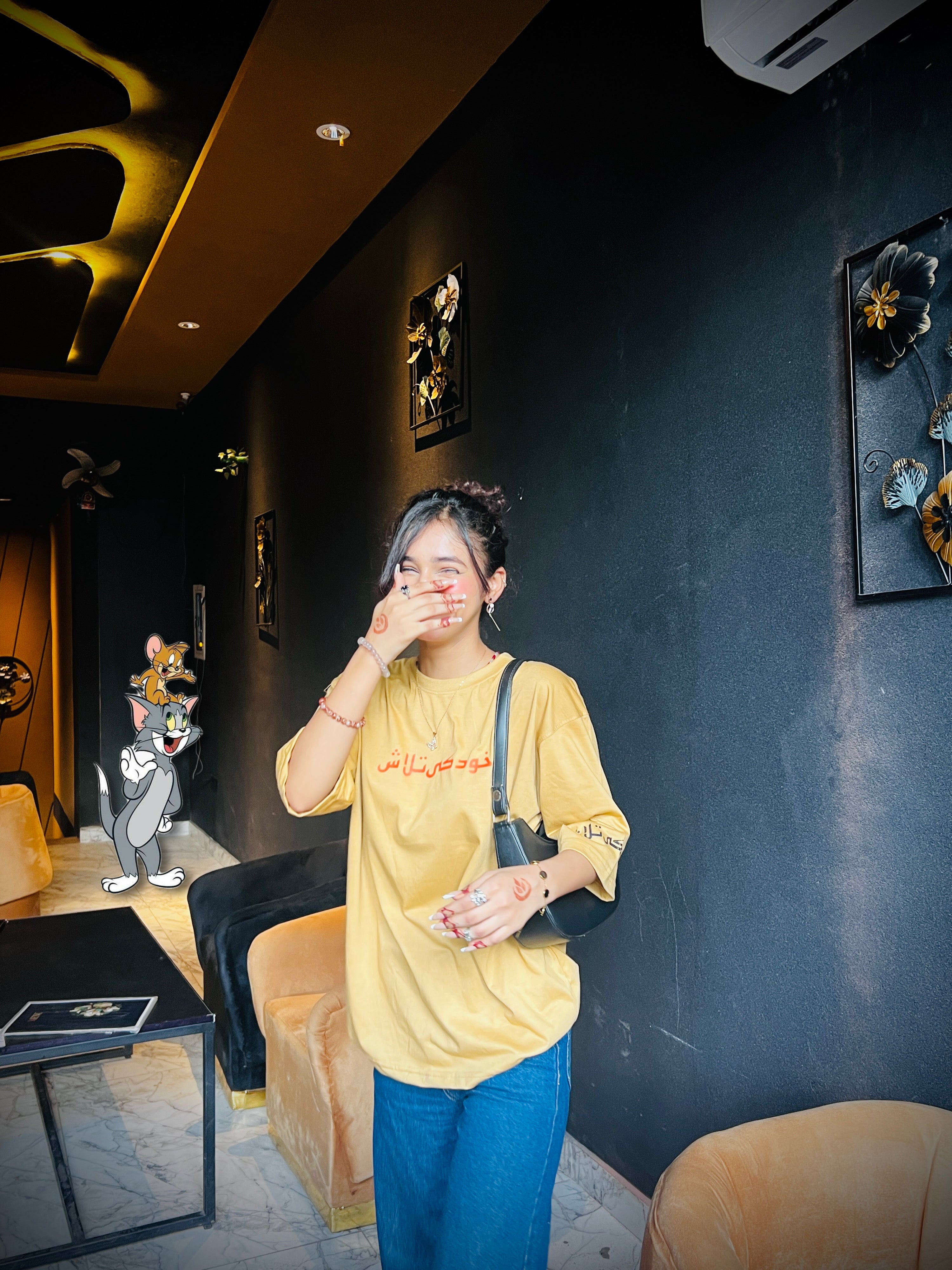 TAALASH OVERSIZED TEE